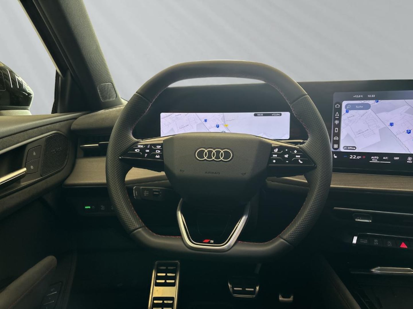 Bild über Audi Q3 SUV TFSI quattro 195 kW S tronic - für weitere Informationen kontaktieren Sie den Audi Partner