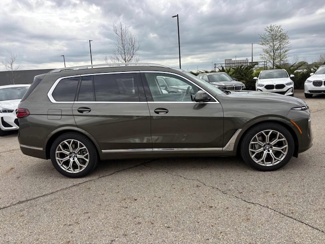 2026 BMW X7