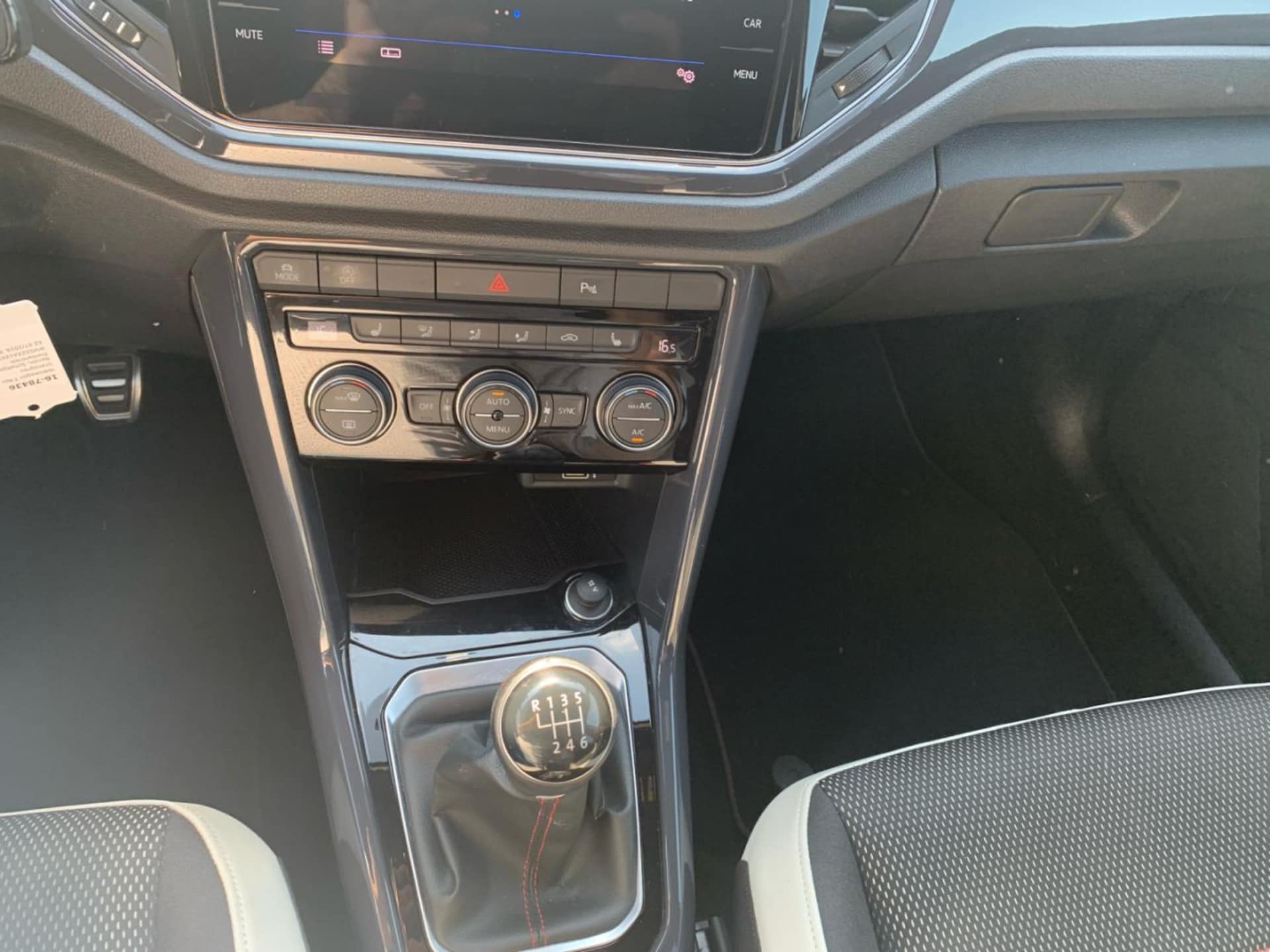 Volkswagen T-Roc Sport