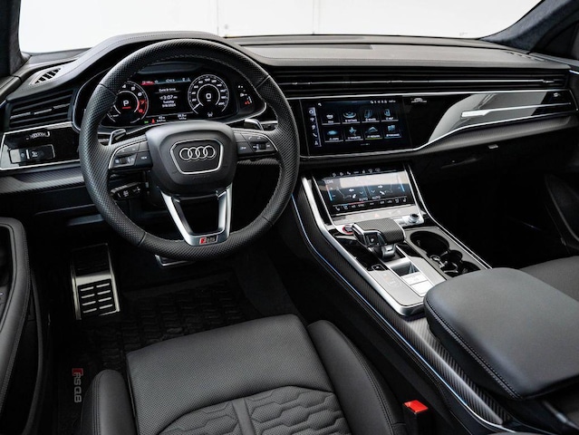 2026 Audi RS Q8 SUV performance