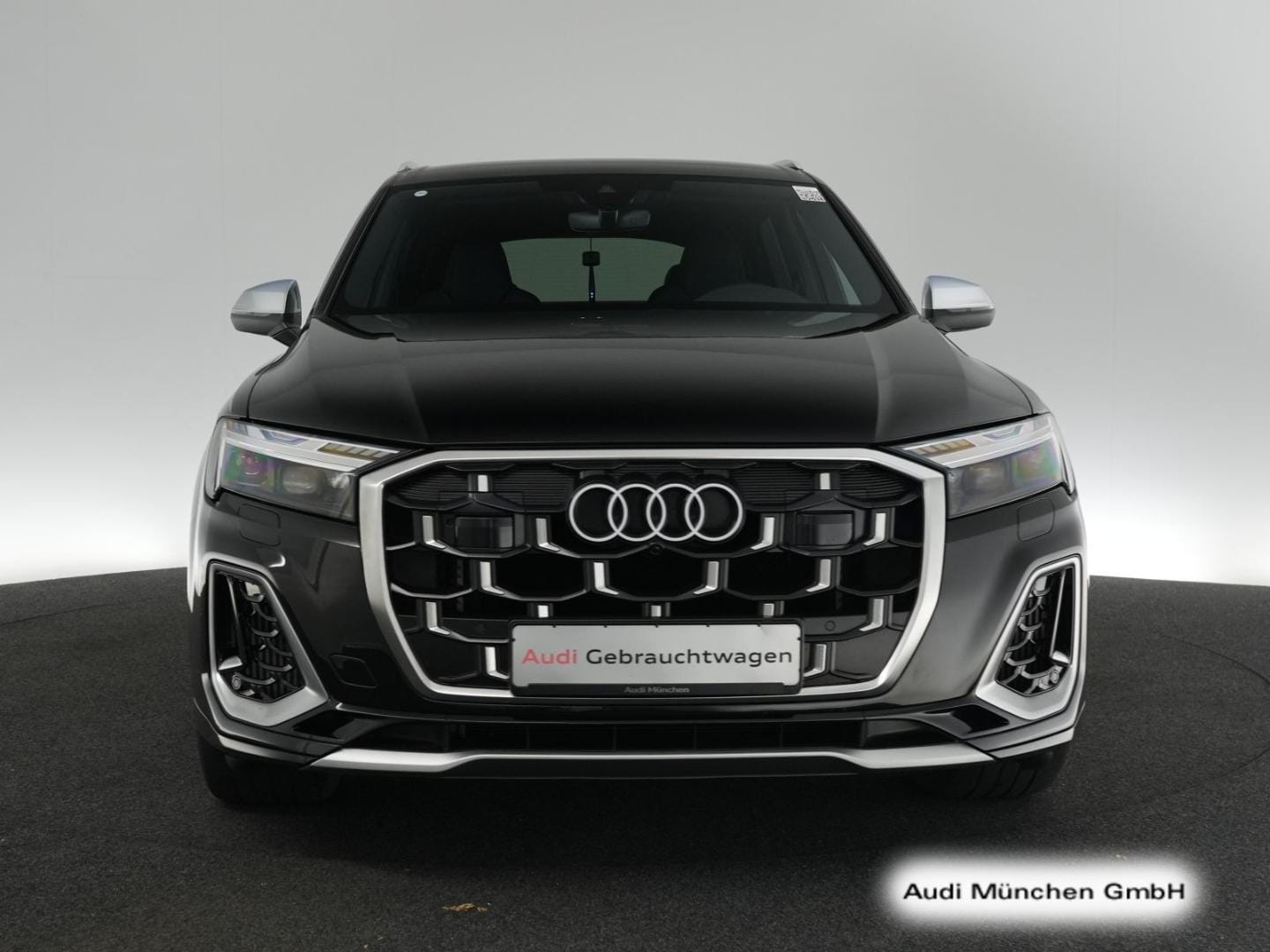 Bild über Audi SQ7 SUV TFSI quattro tiptronic - für weitere Informationen kontaktieren Sie den Audi Partner
