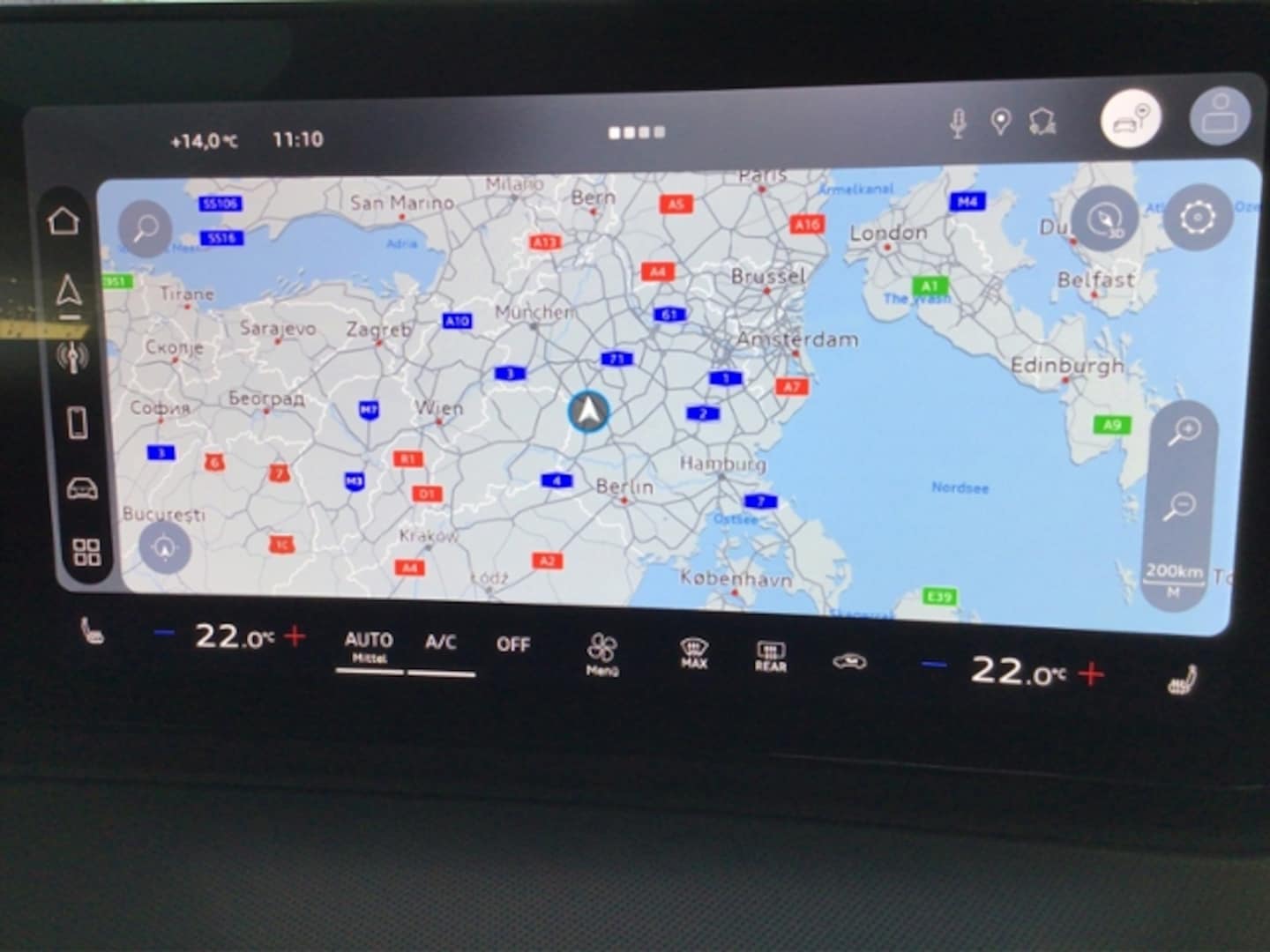 Bild über Audi Q3 SUV TFSI 110 kW S tronic - für weitere Informationen kontaktieren Sie den Audi Partner