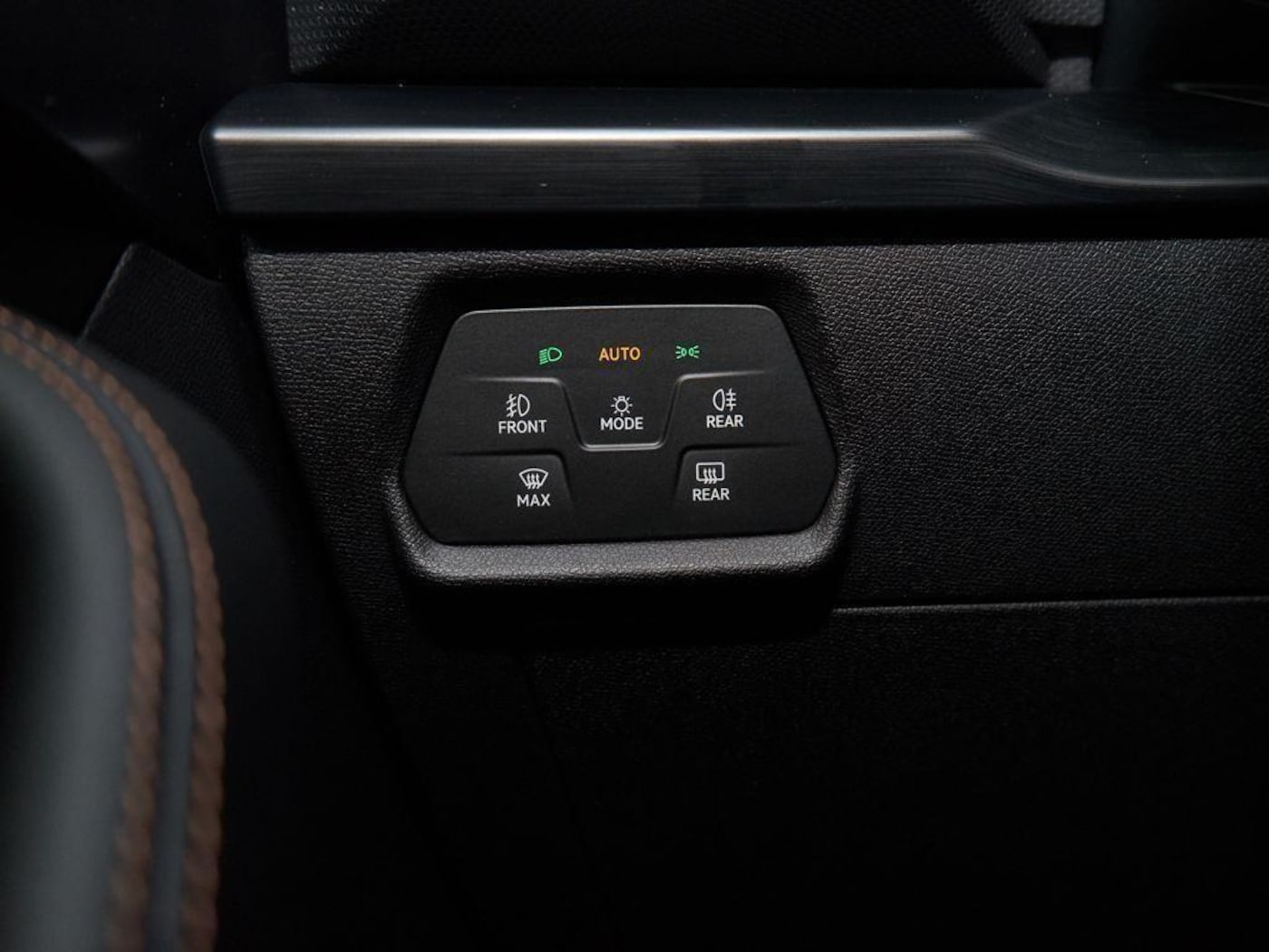 CUPRA Leon León 1.5 eTSI DSG 110 kW (150 CV) — photo 19