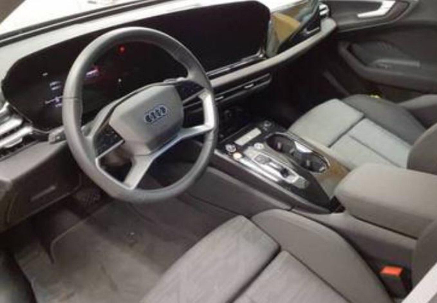 Bild über Audi A5 Avant TDI quattro 150 kW S tronic - für weitere Informationen kontaktieren Sie den Audi Partner