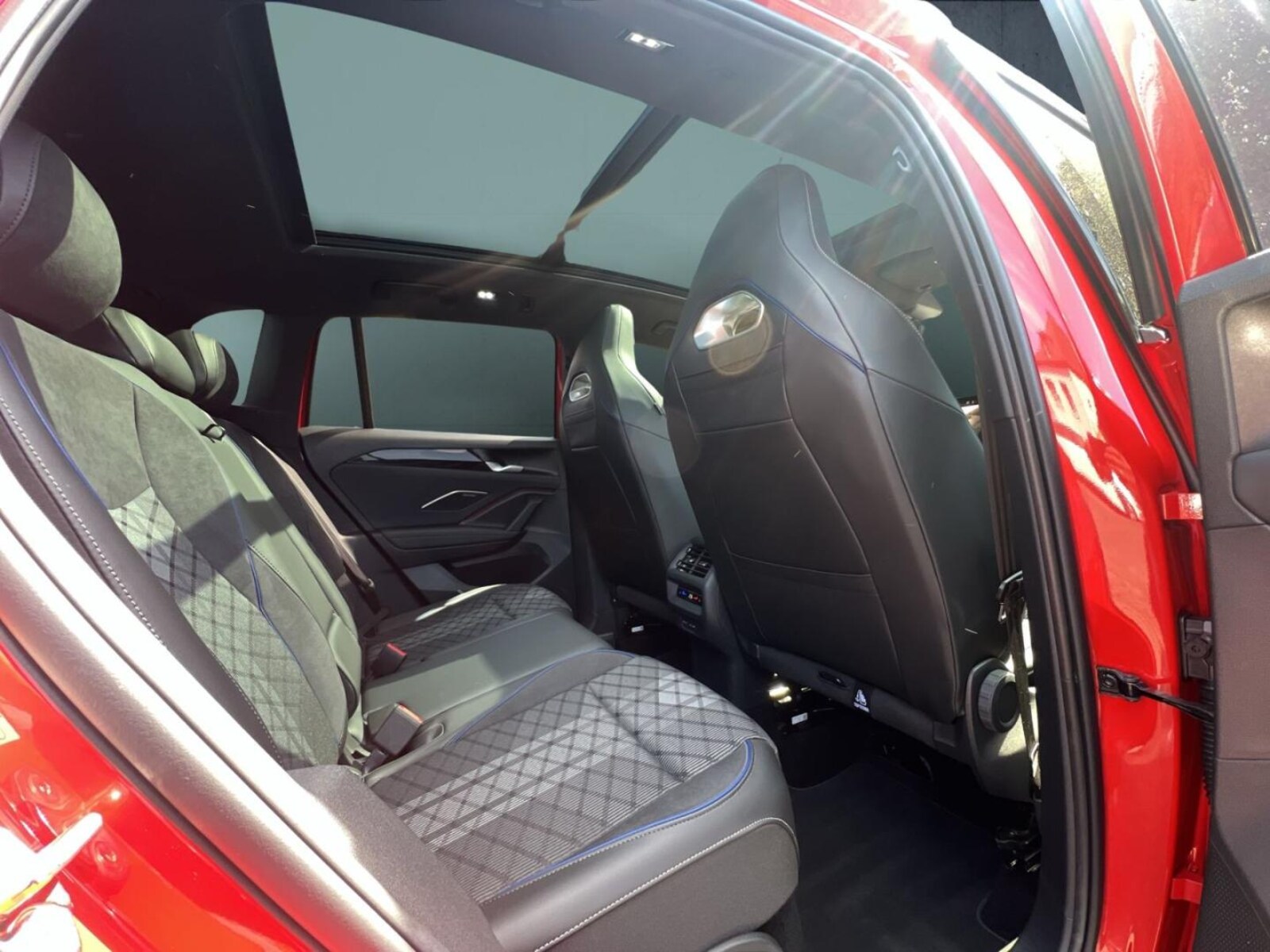 Volkswagen Tiguan – Bild 18