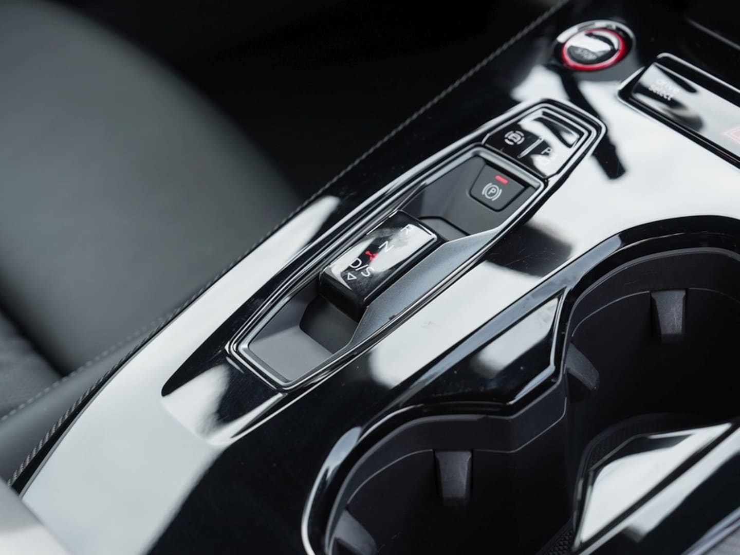 Bild über Audi S5 Avant TFSI 270 kW S tronic - für weitere Informationen kontaktieren Sie den Audi Partner