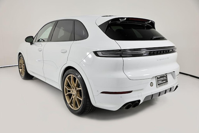 2025 Porsche Cayenne