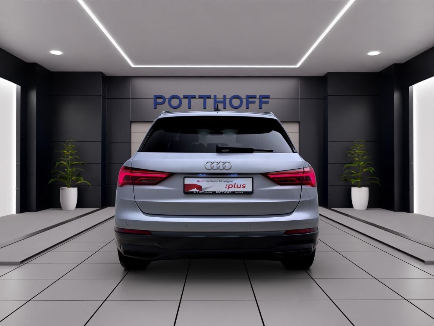 Bild über Audi Q3 TFSI 110 kW S tronic - für weitere Informationen kontaktieren Sie den Audi Partner