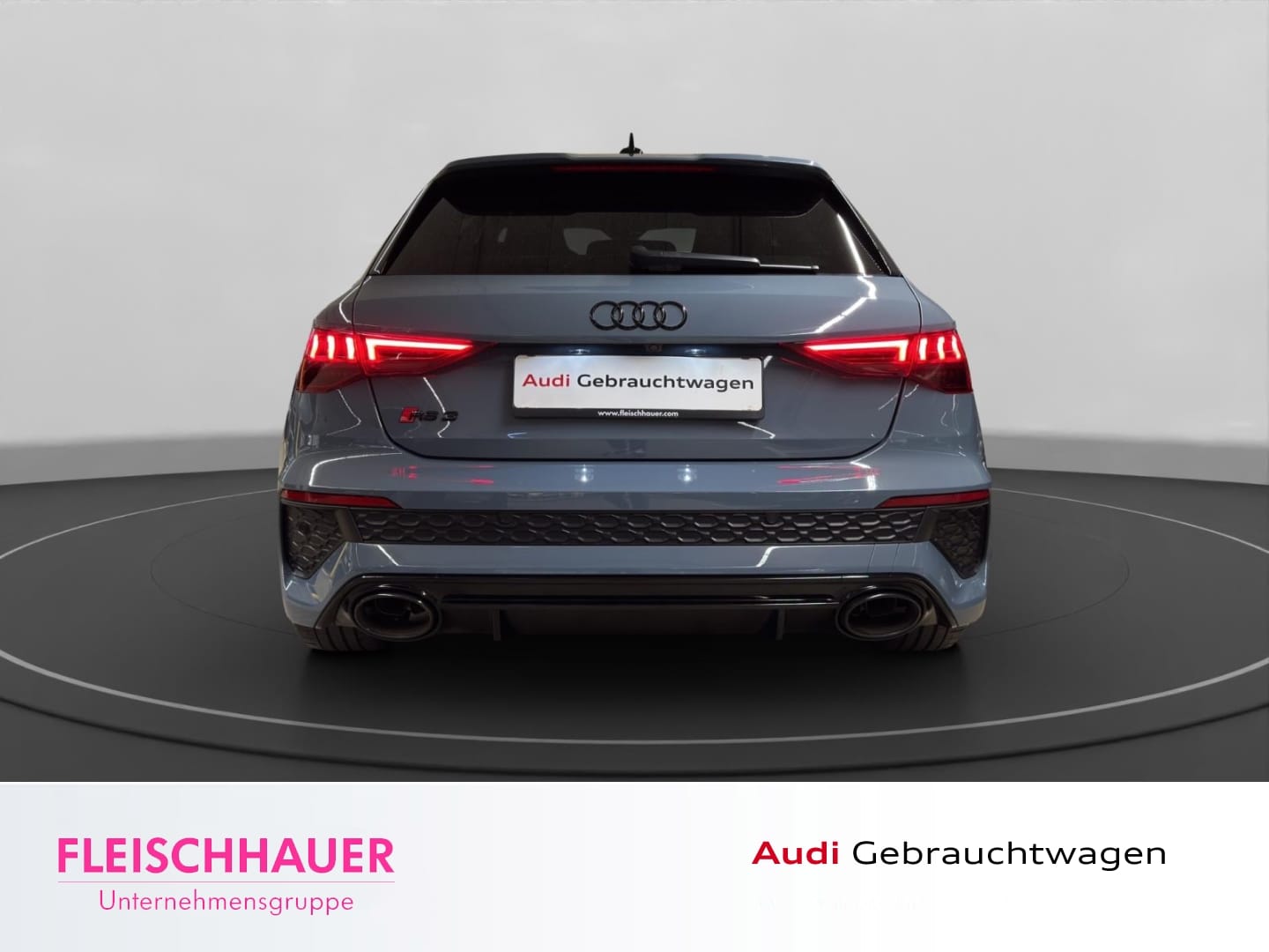 Bild über Audi RS 3 Sportback TFSI quattro S tronic - für weitere Informationen kontaktieren Sie den Audi Partner