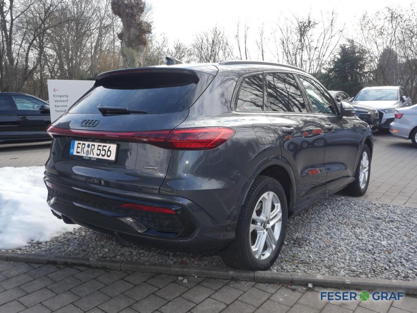 Bild über Audi Q5 SUV TDI quattro 150 kW S tronic - für weitere Informationen kontaktieren Sie den Audi Partner