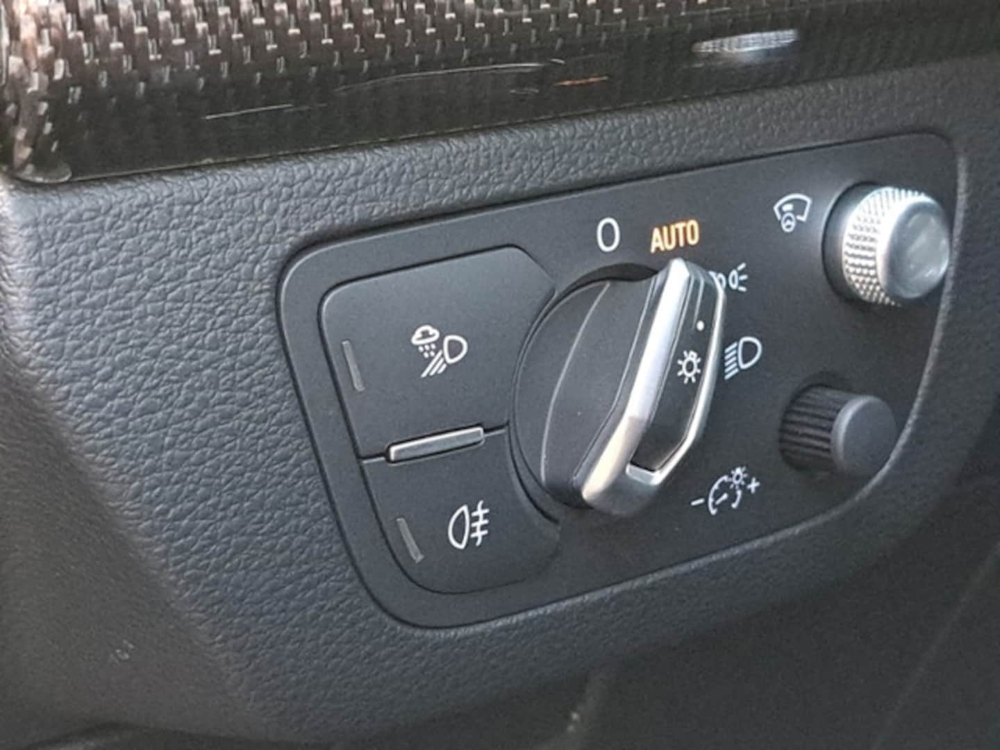 Bild über Audi SQ5 TDI tiptronic - für weitere Informationen kontaktieren Sie den Audi Partner