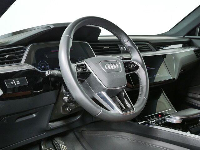 2022 Audi e-tron