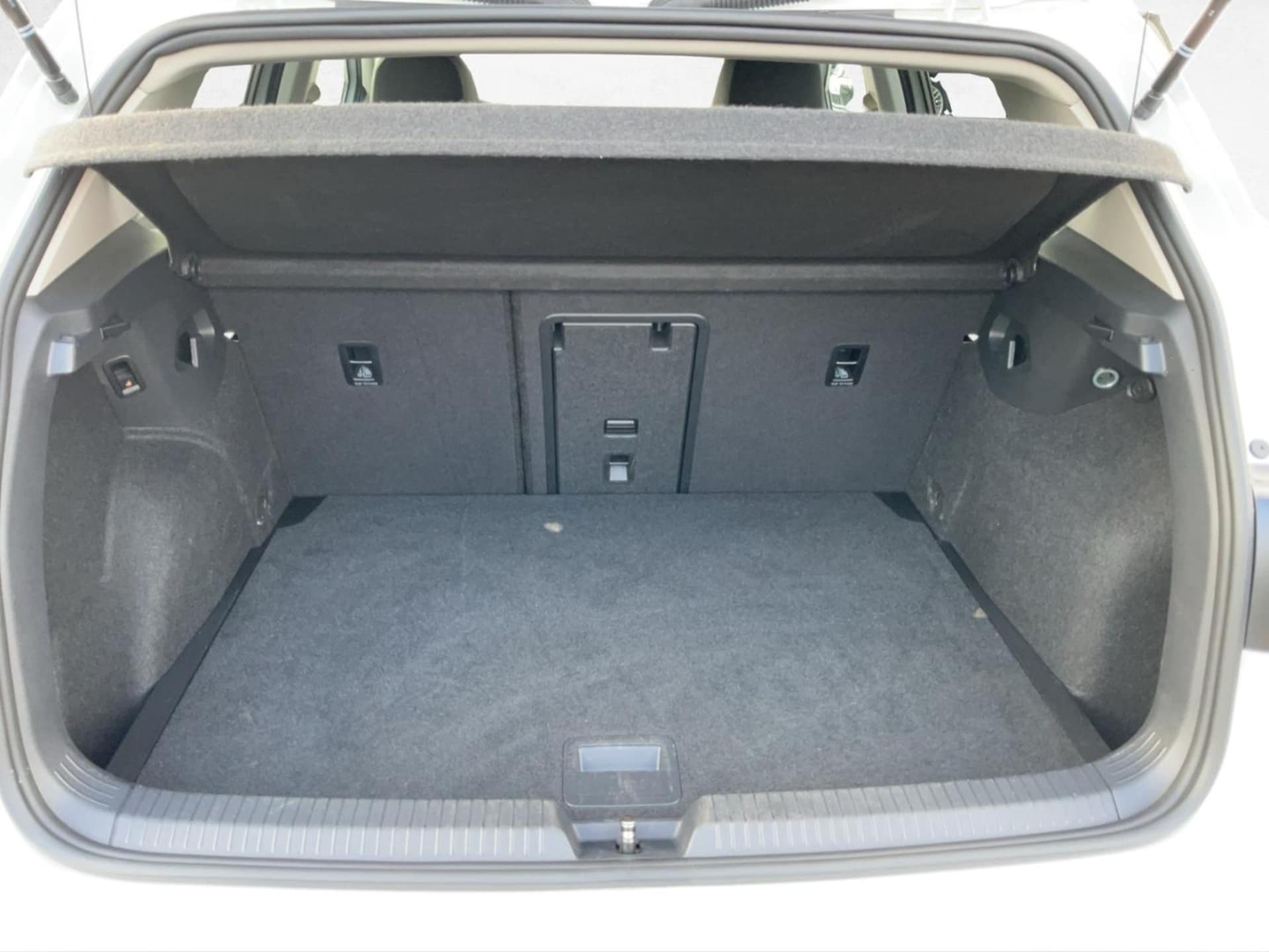 Volkswagen Golf Active