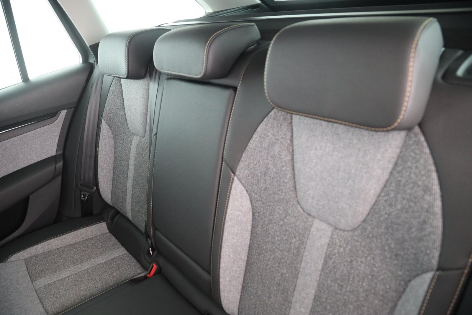 Škoda Octavia Combi – Bild 13