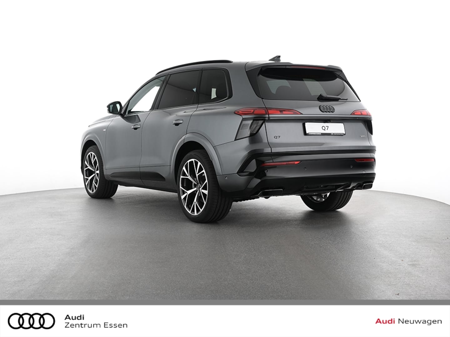 Bild über Audi Q7 SUV TDI quattro 220 kW tiptronic - für weitere Informationen kontaktieren Sie den Audi Partner