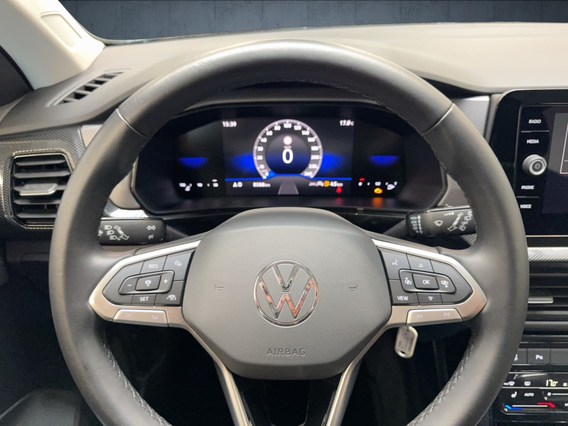 Volkswagen T-Cross Life