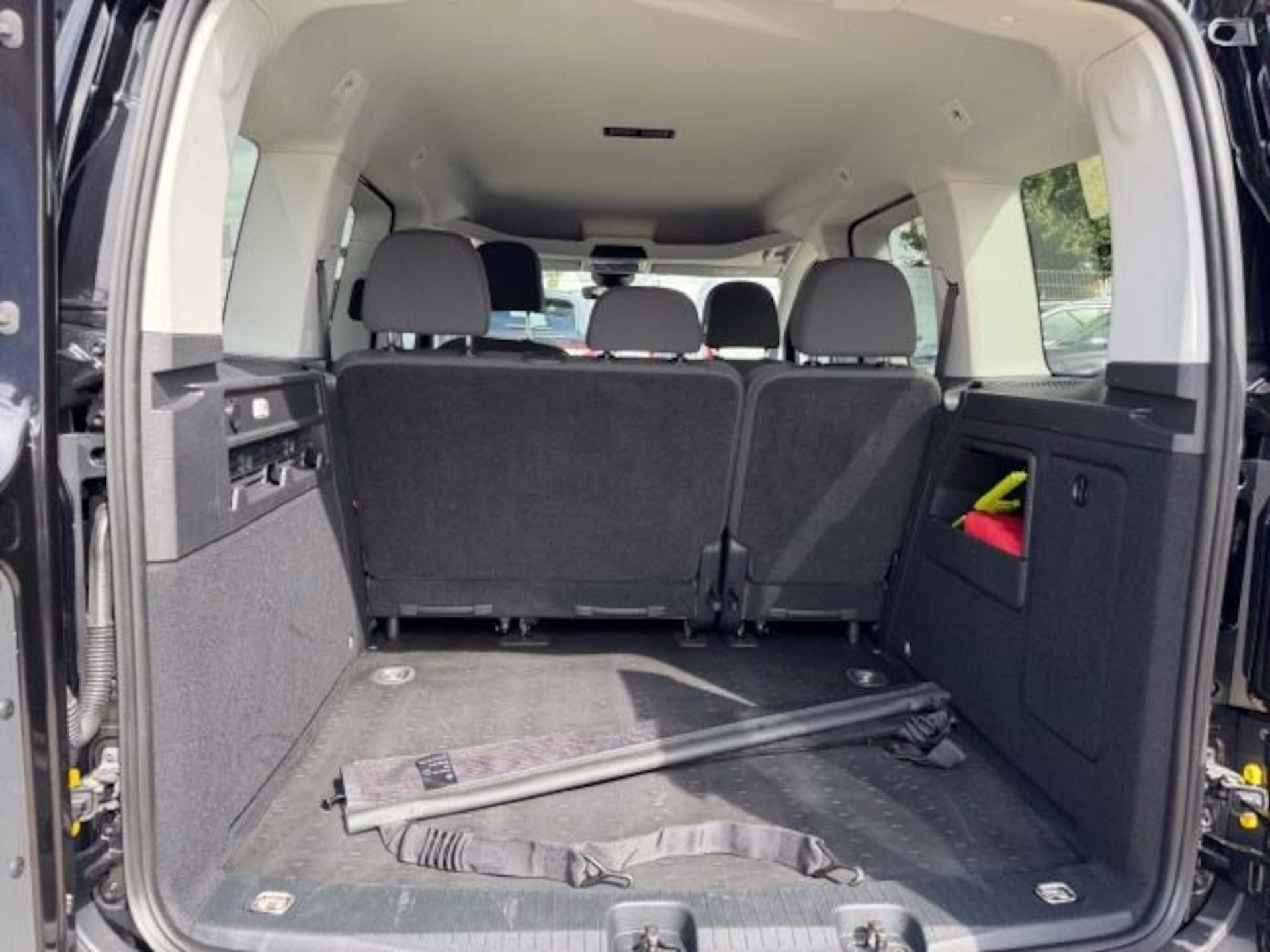 Volkswagen Caddy Basis-Modell