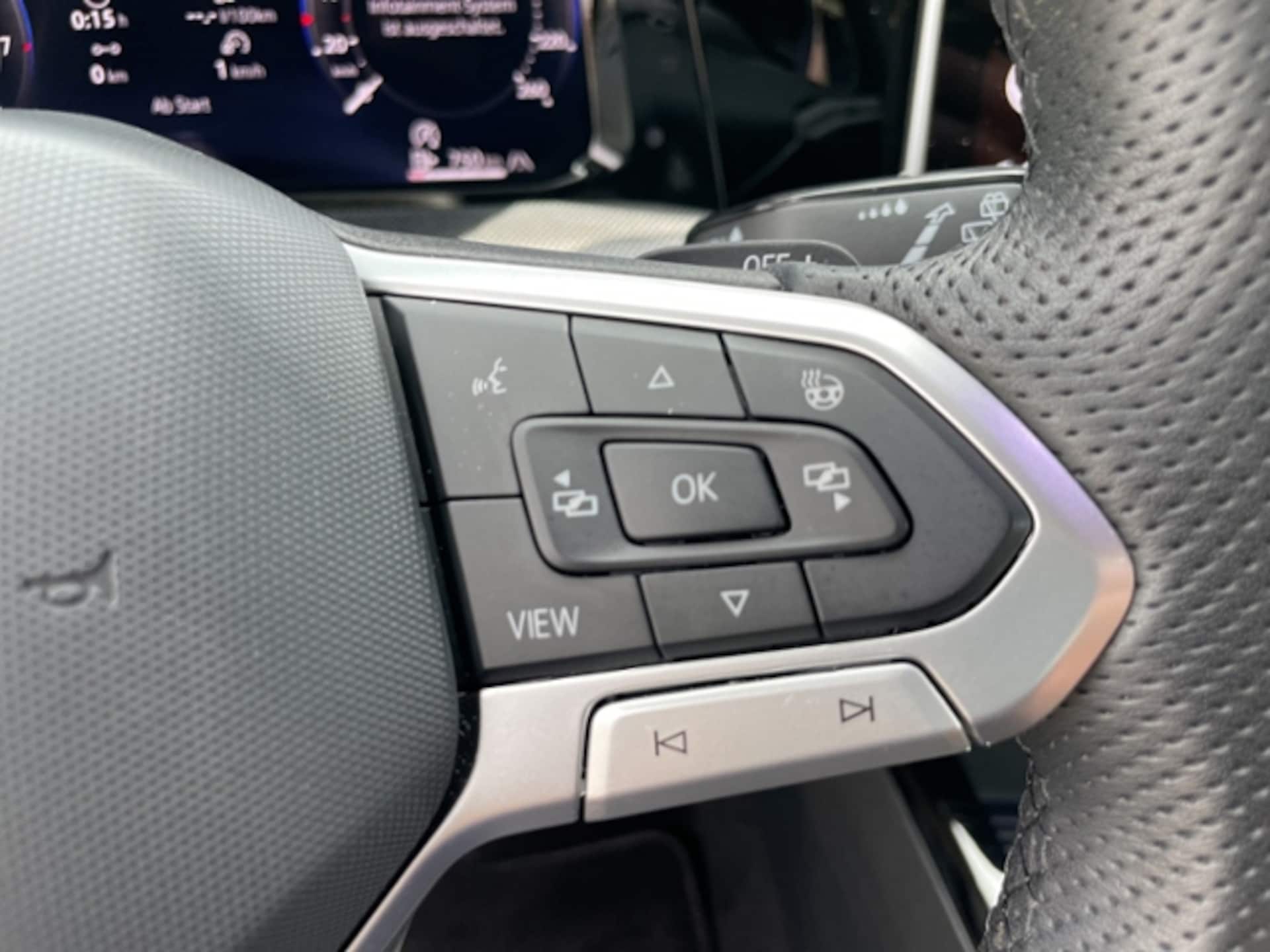 Volkswagen Golf Variant R-Line
