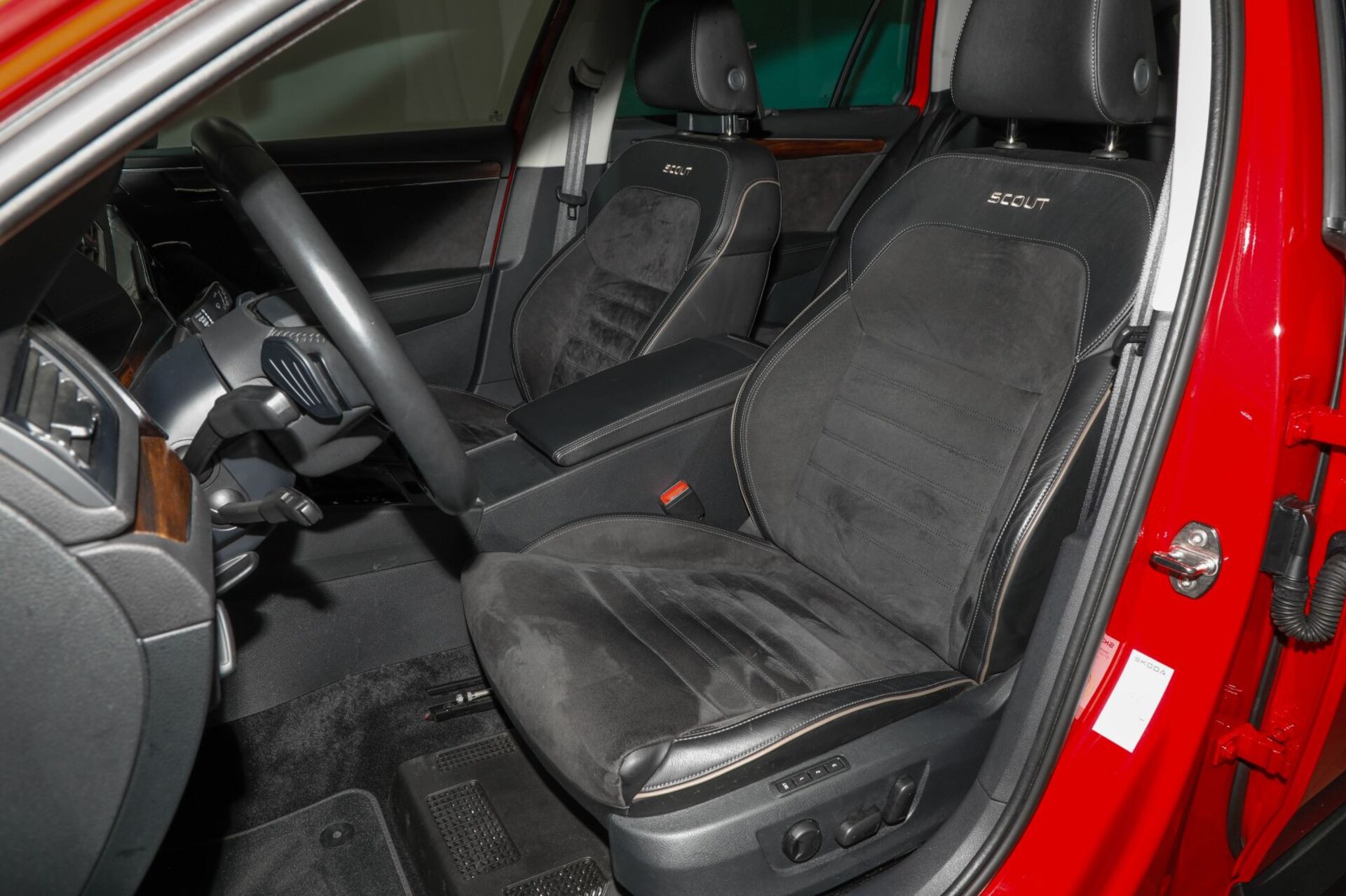 Skoda Superb Combi Scout