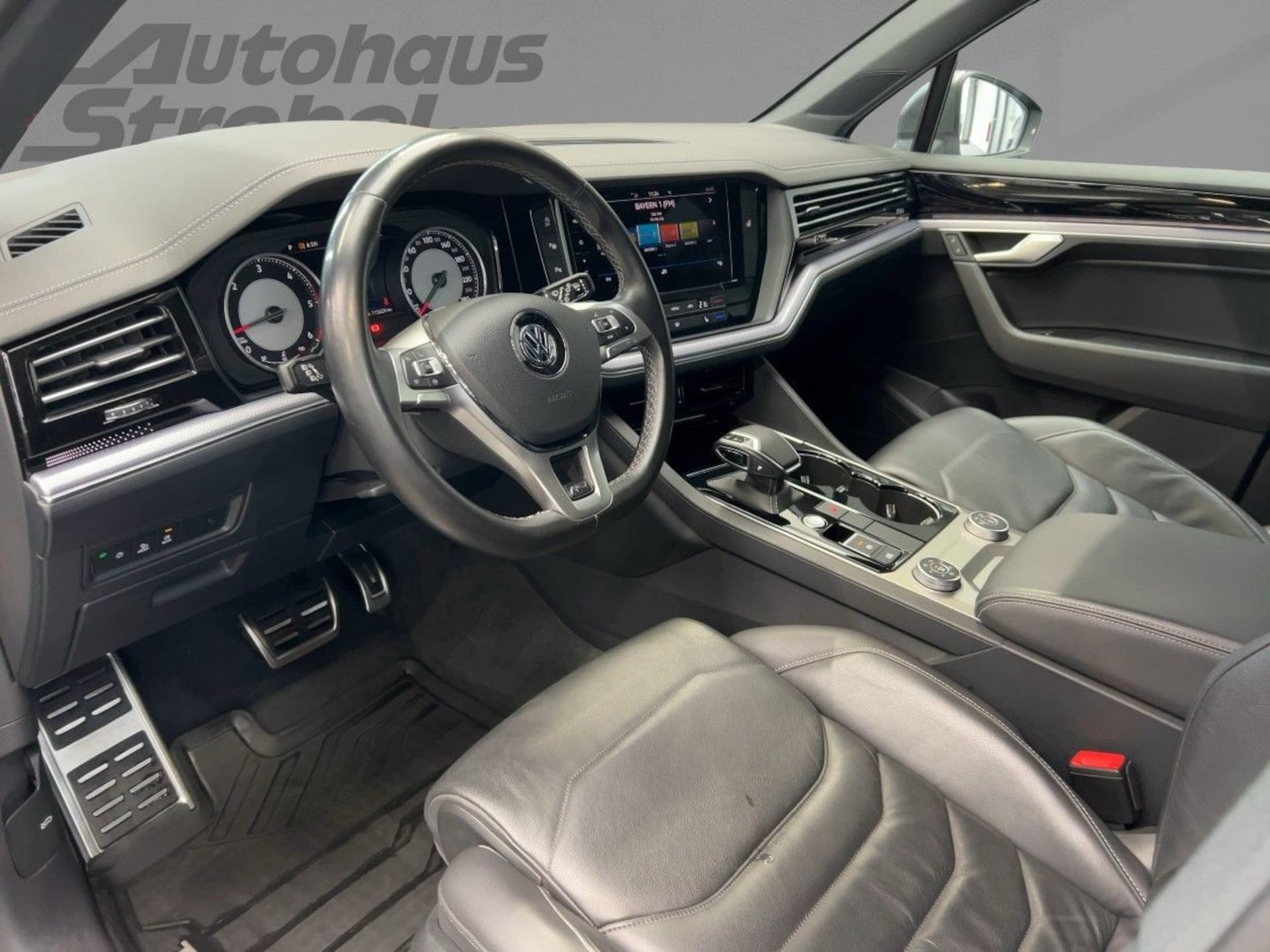 Volkswagen Touareg Basis-Modell