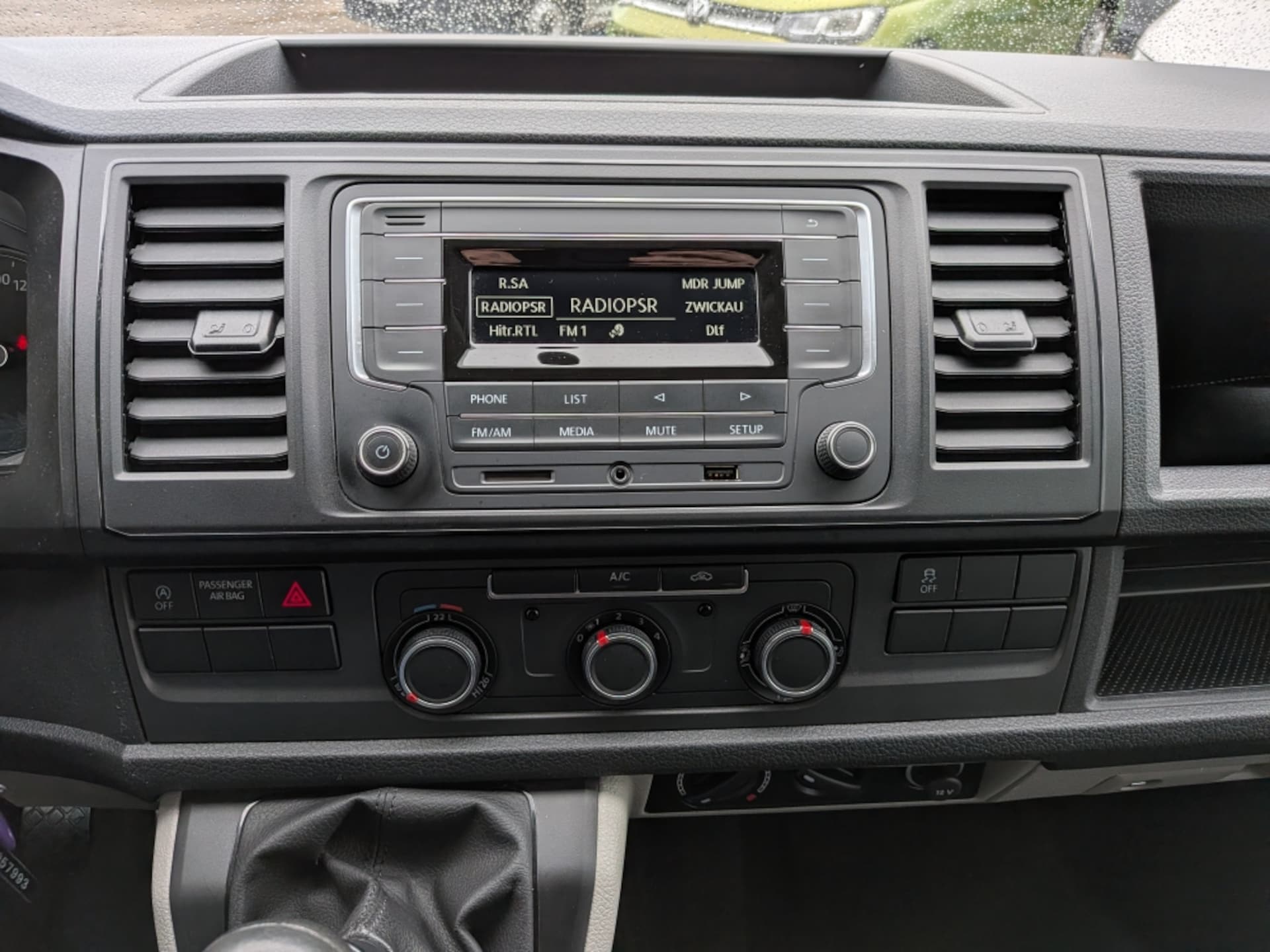 Volkswagen T6 Transporter Kasten langer Radstand