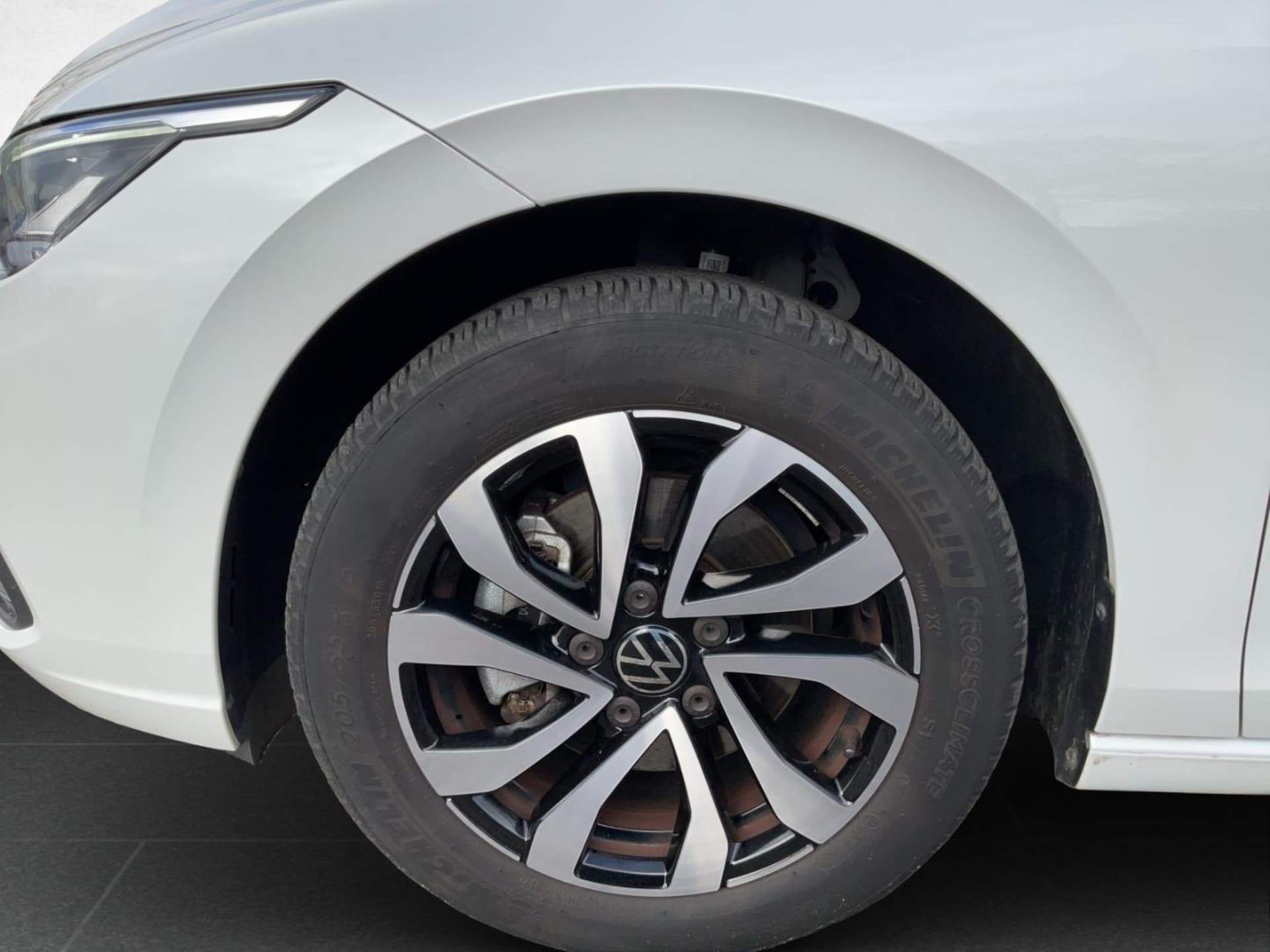 Volkswagen Golf Active