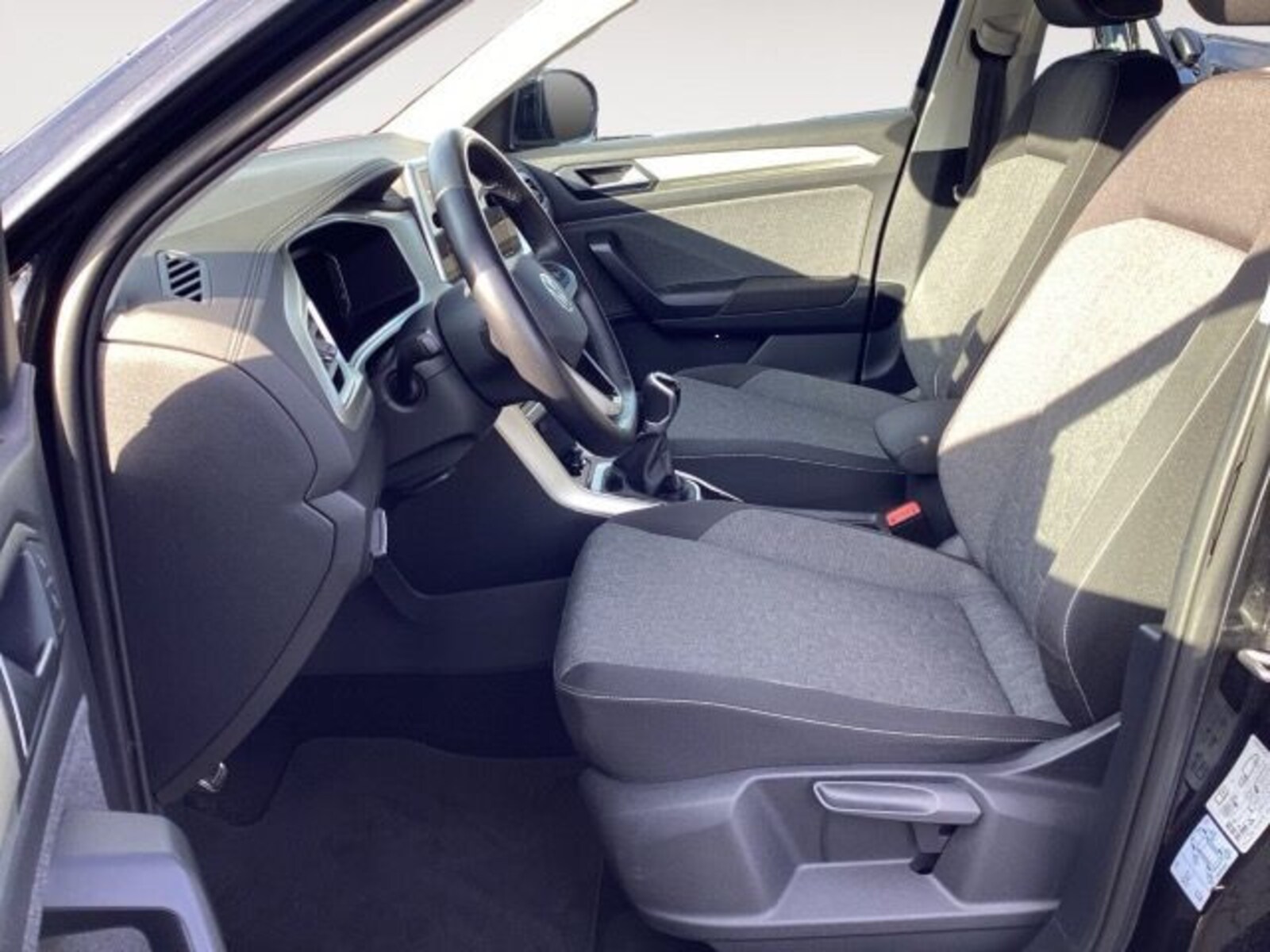 Volkswagen T-Roc – Bild 9