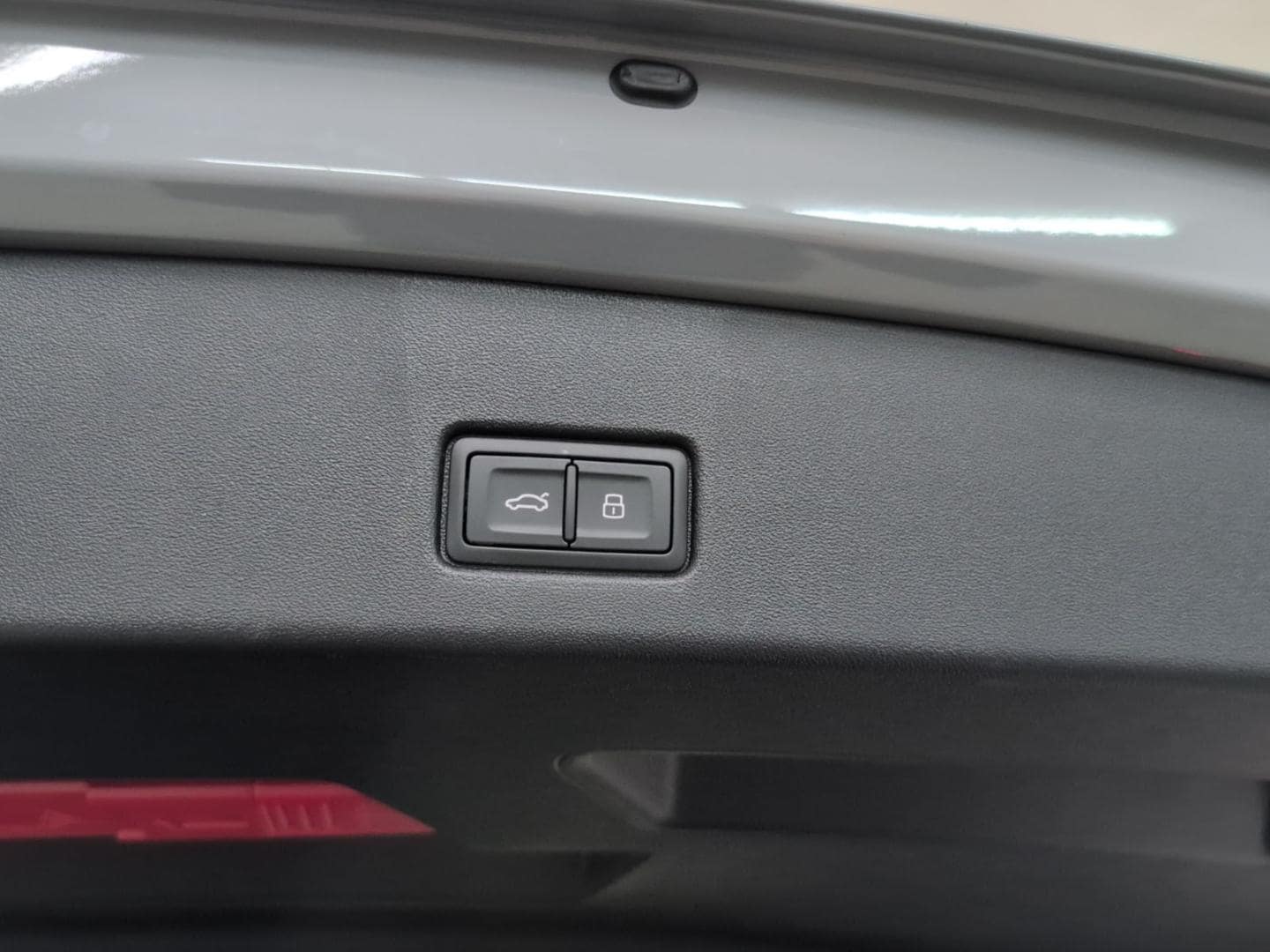 Bild über Audi Q4 e-tron 40 e-tron - für weitere Informationen kontaktieren Sie den Audi Partner
