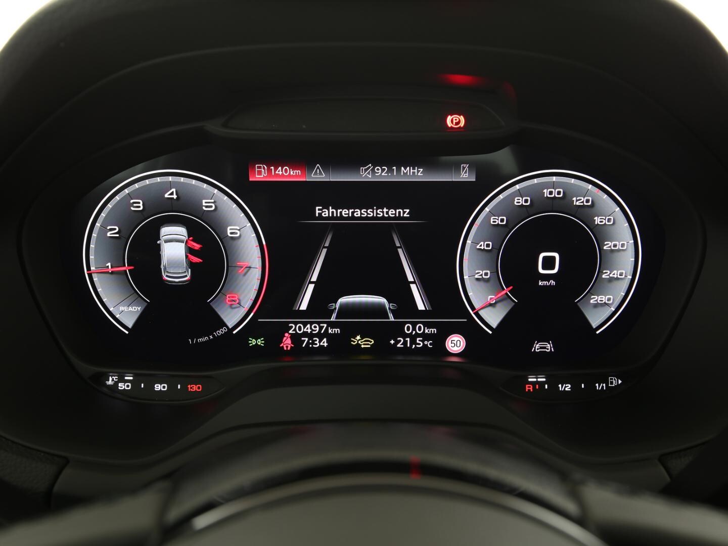 Bild über Audi Q2 35 TFSI Schaltgetriebe - für weitere Informationen kontaktieren Sie den Audi Partner