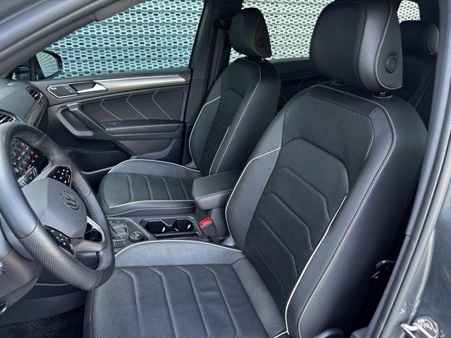2024 Volkswagen Tiguan SEL R-LINE - Photo 10