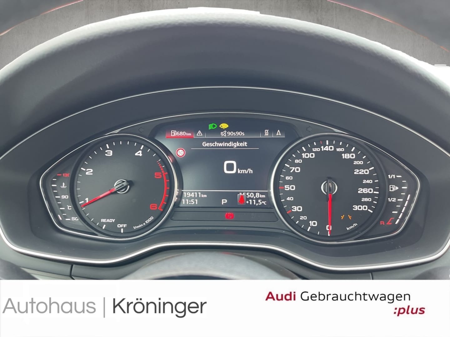Bild über Audi A4 Avant 30 TDI S tronic - für weitere Informationen kontaktieren Sie den Audi Partner