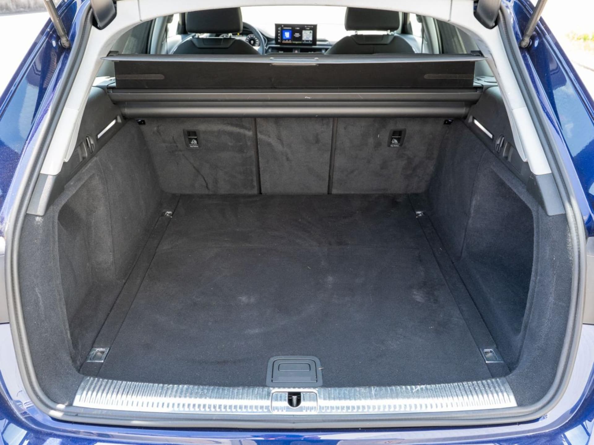 Audi A4 Avant S line