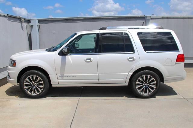 Used 2017 Lincoln Navigator Select with VIN 5LMJJ2HT3HEL04247 for sale in Sugar Land, TX