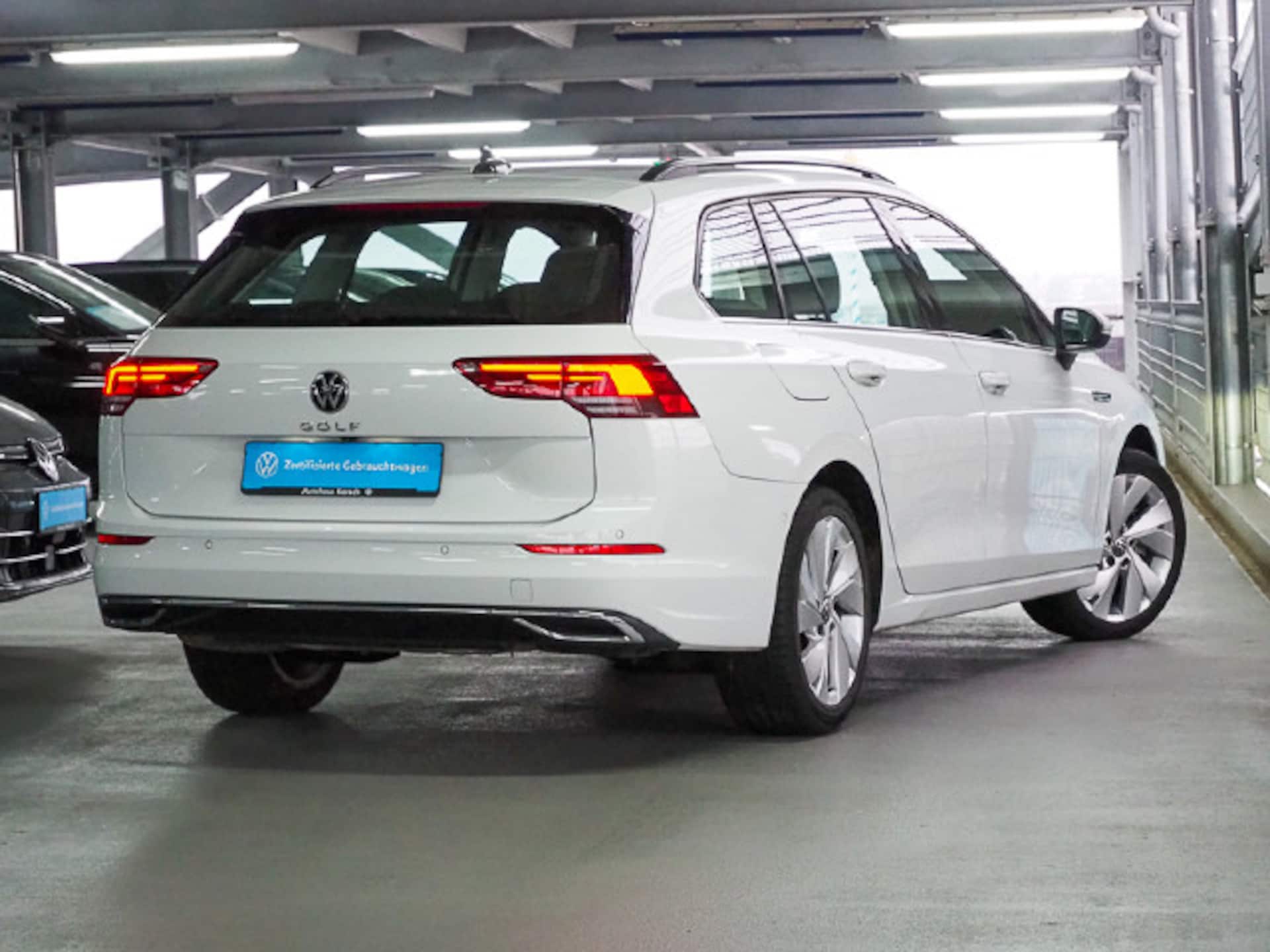 Volkswagen Golf Variant Style