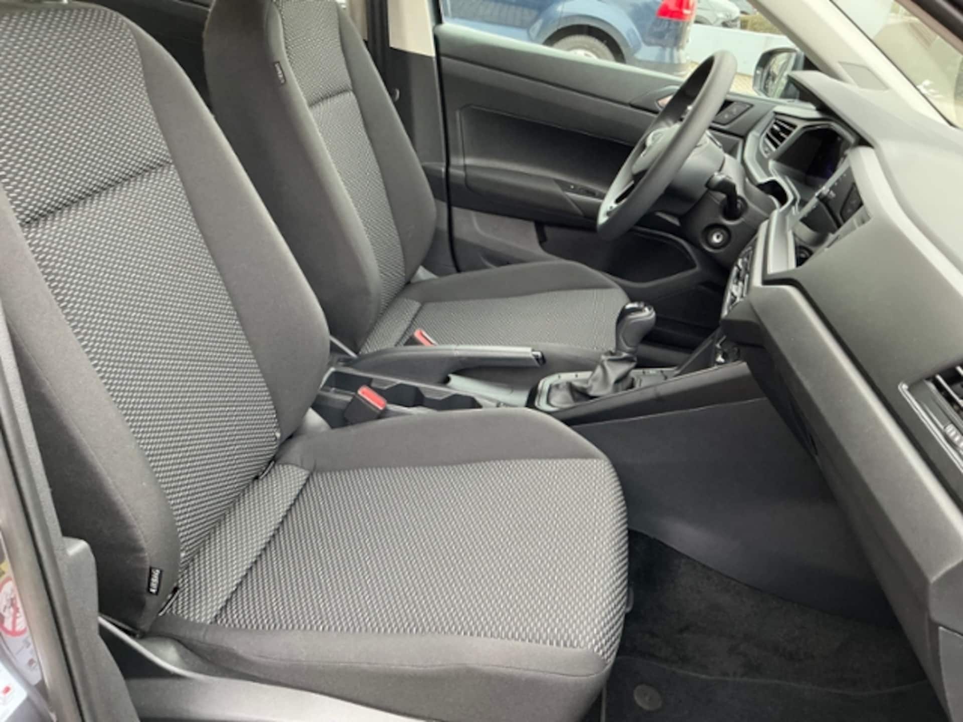 Volkswagen Polo Basis-Modell