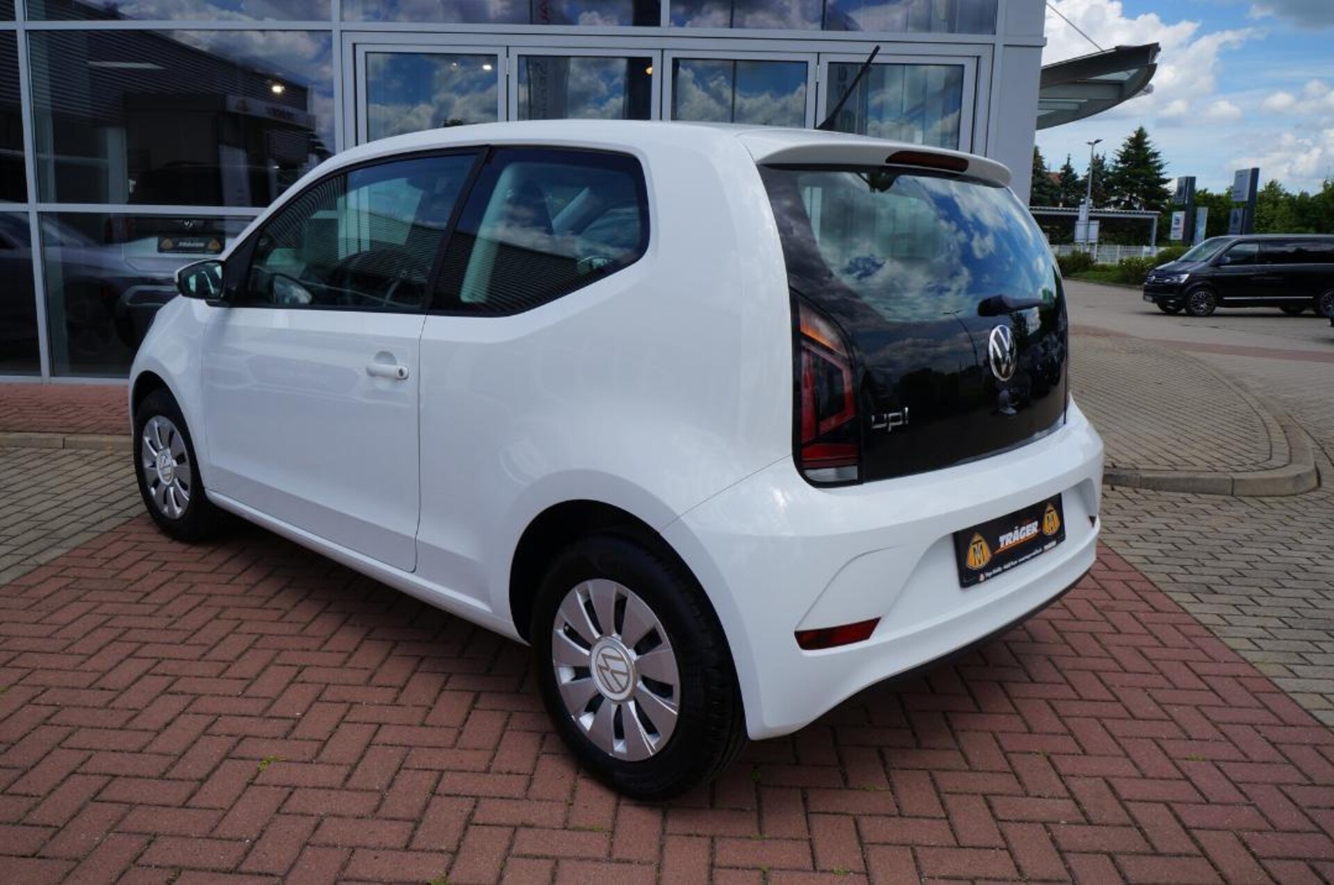 Volkswagen up! move up!