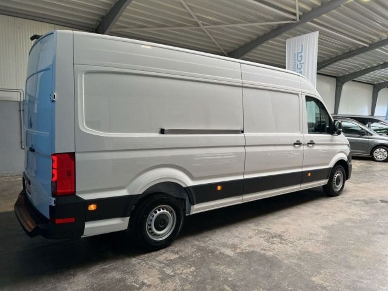 Volkswagen Crafter Kasten langer Radstand – Bild 5