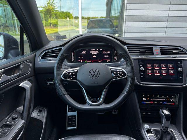 2024 Volkswagen Tiguan SEL R-LINE - Photo 12