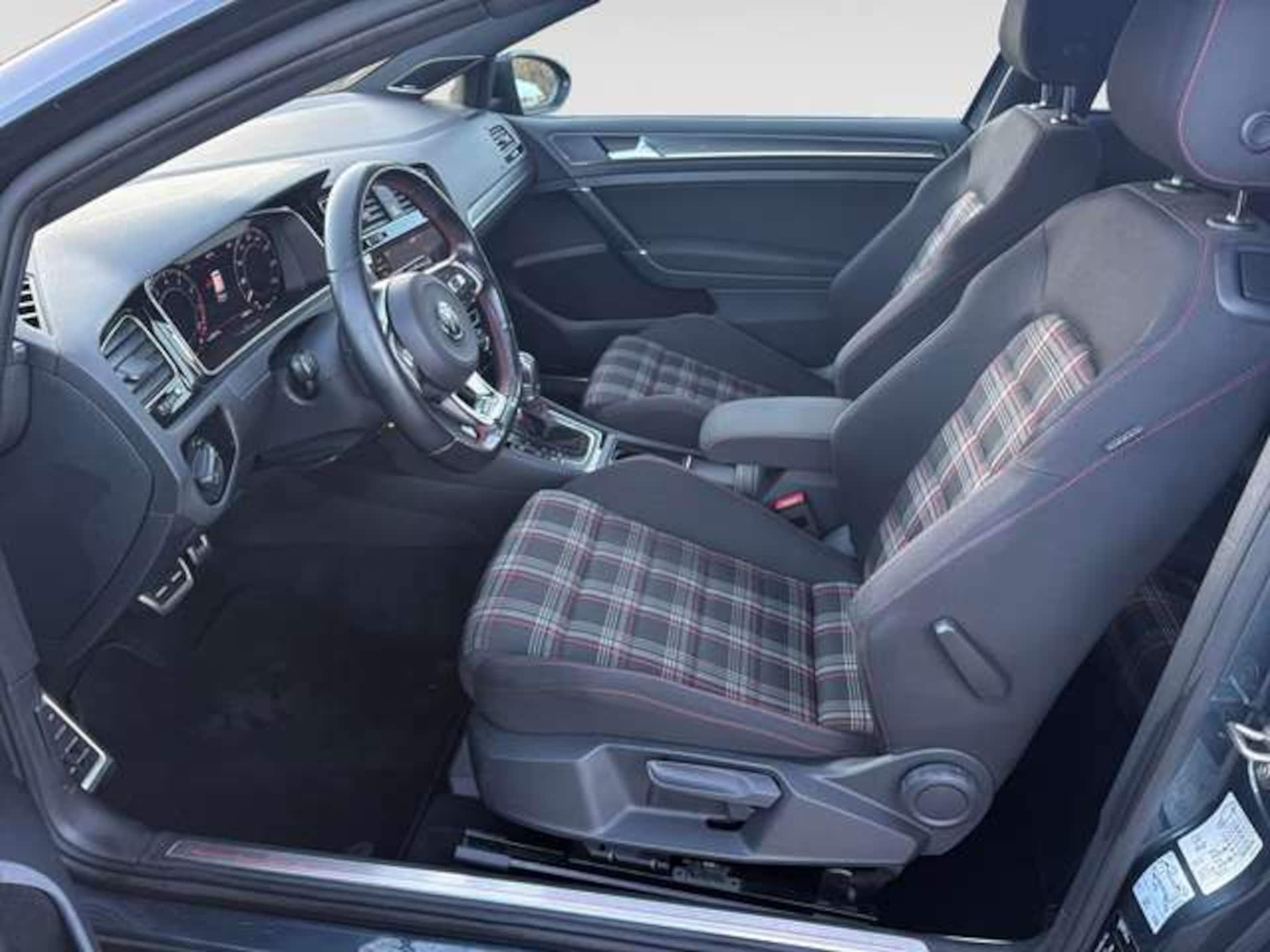 Volkswagen Golf GTI Performance