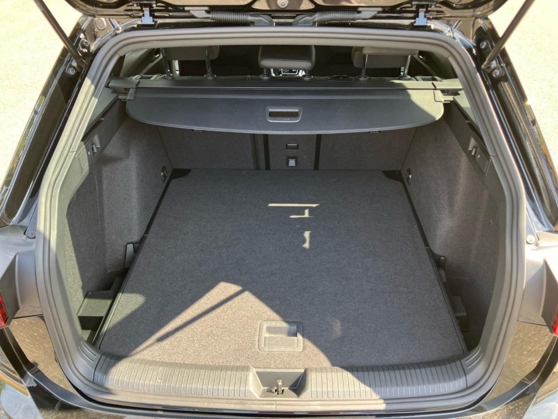 Volkswagen Golf Variant R-Line