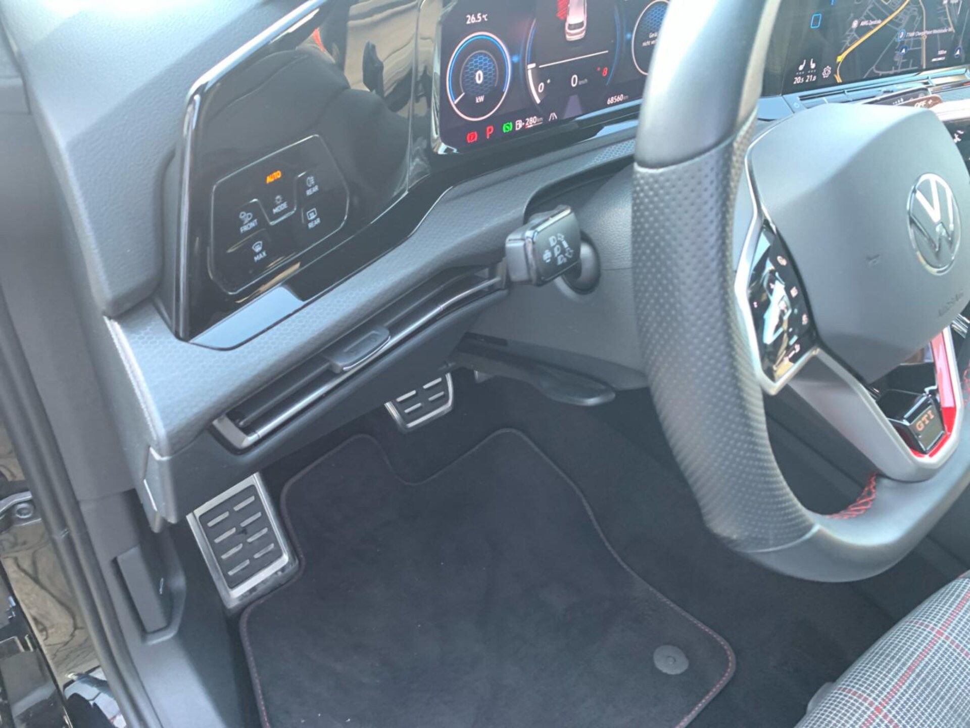Volkswagen Golf GTI