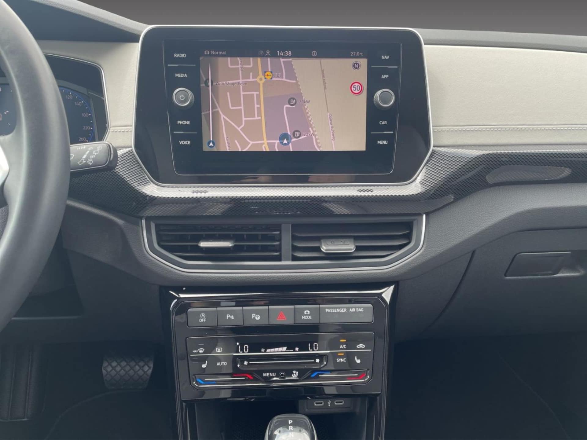 Volkswagen T-Cross Style