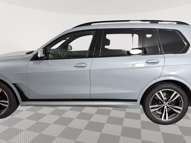 2024 BMW X7