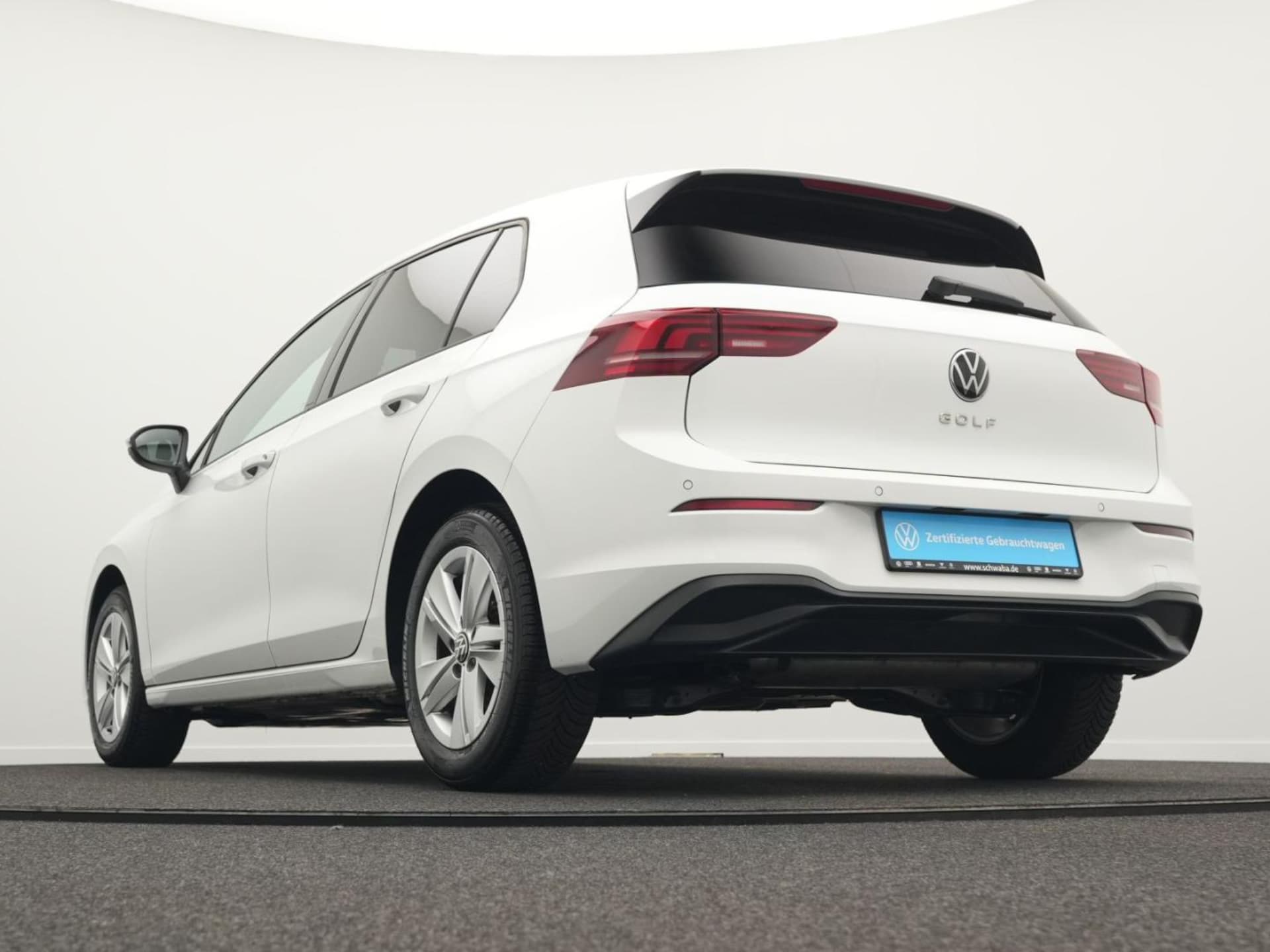 Volkswagen Golf Life