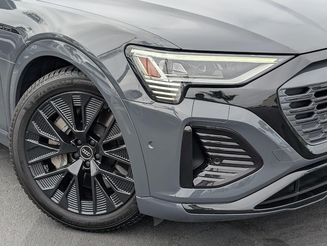 2024 Audi Q8 e-tron