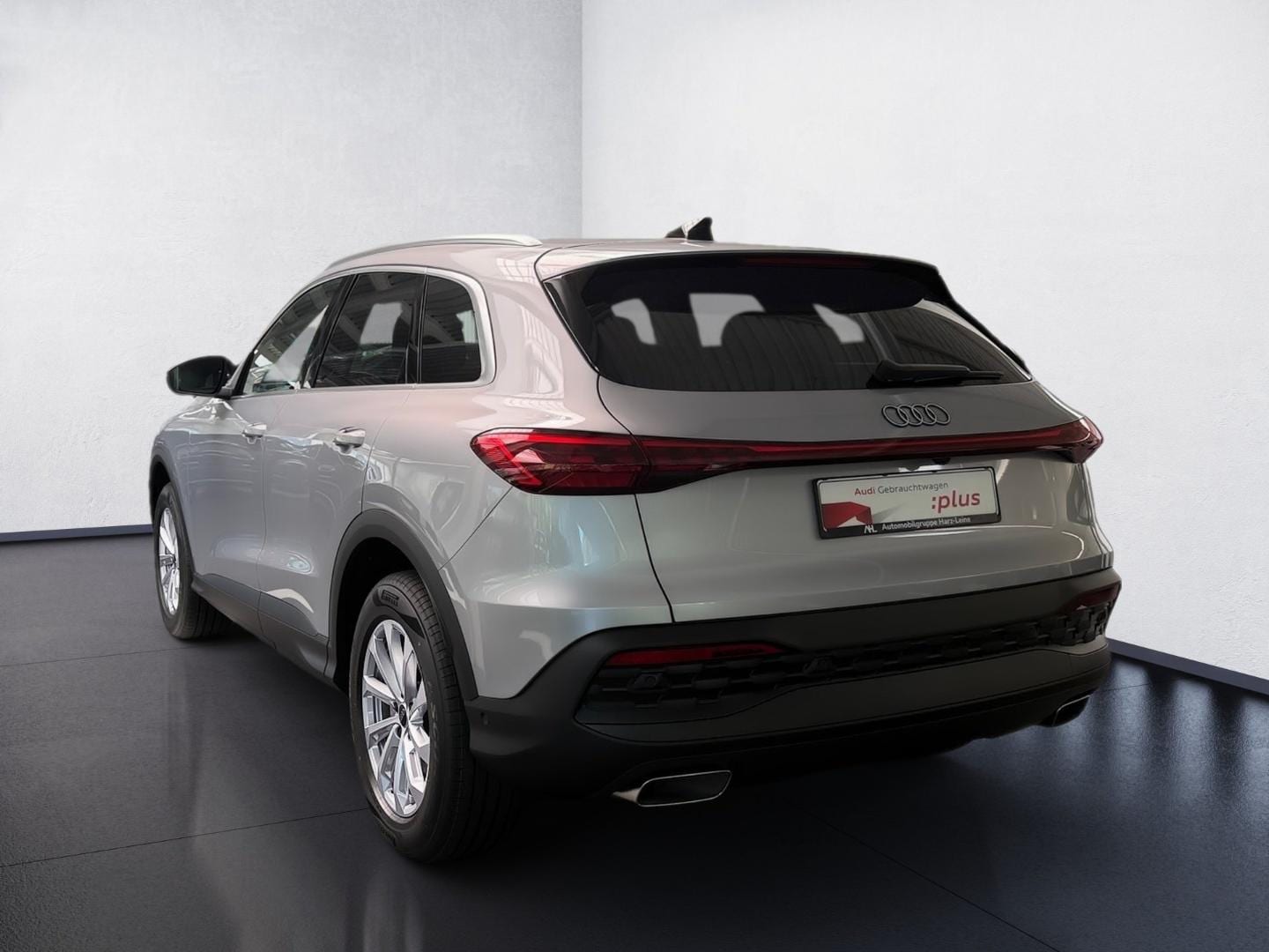 Bild über Audi Q5 SUV TFSI 150 kW S tronic - für weitere Informationen kontaktieren Sie den Audi Partner