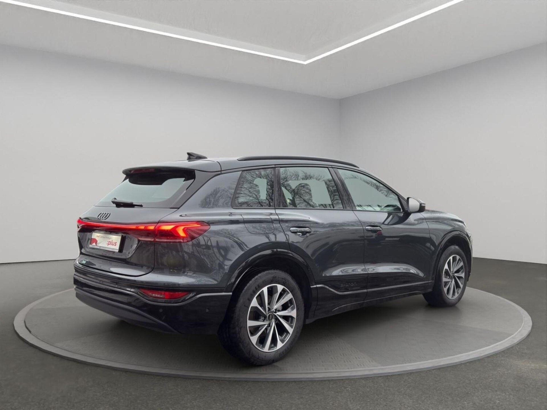 Audi Q6 SUV e-tron