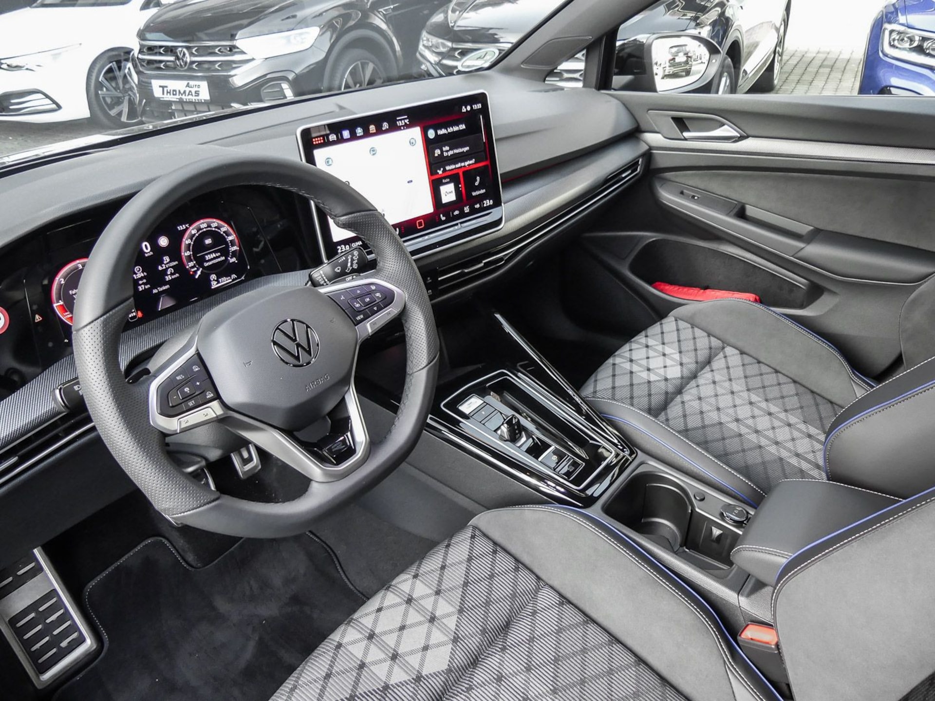 Volkswagen Golf R-Line