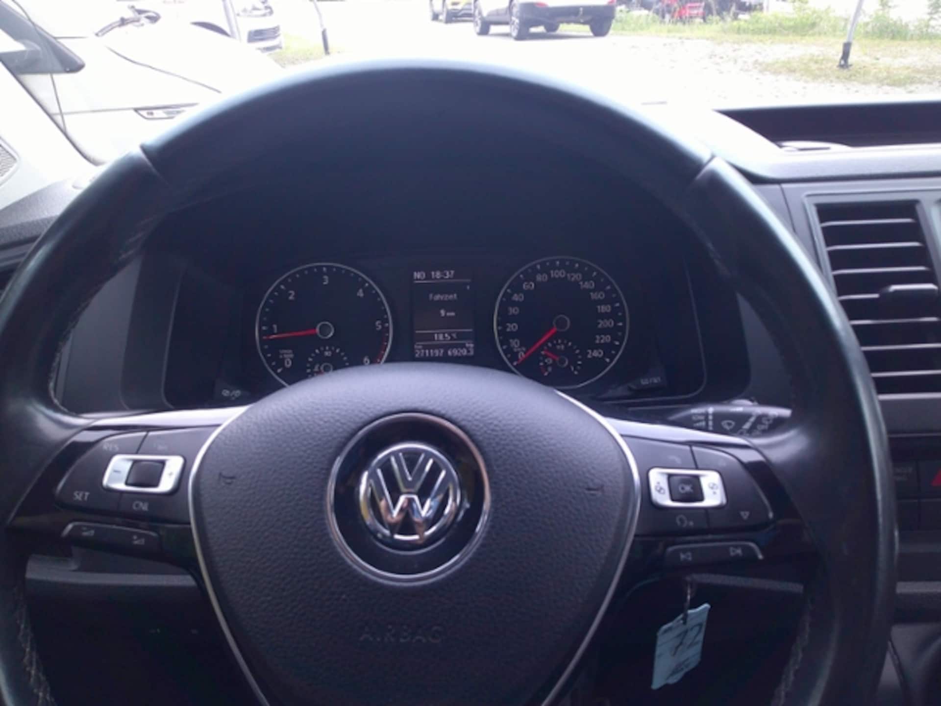 Volkswagen T6 Caravelle Comfortline