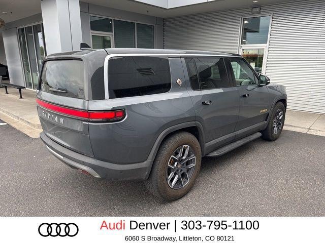 2023 Rivian R1S